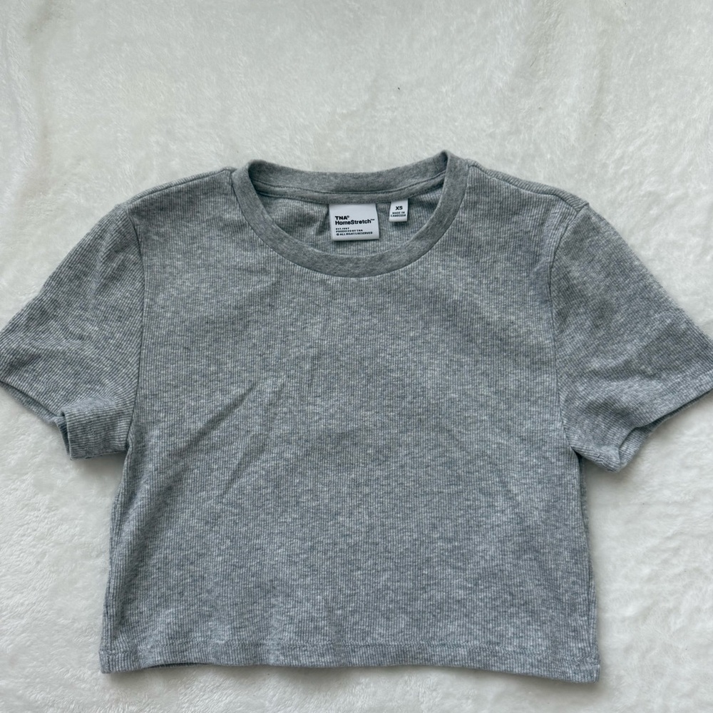 Aritzia TNA Homestretch Cropped Tee XS